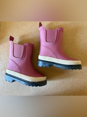 Black moutain Pink Rubber Chelsea Rain Boots size 5